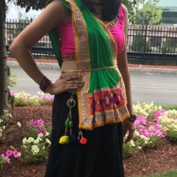 Navaratri Outfit Chaniya Choli Full Set - Picture 5 of 6